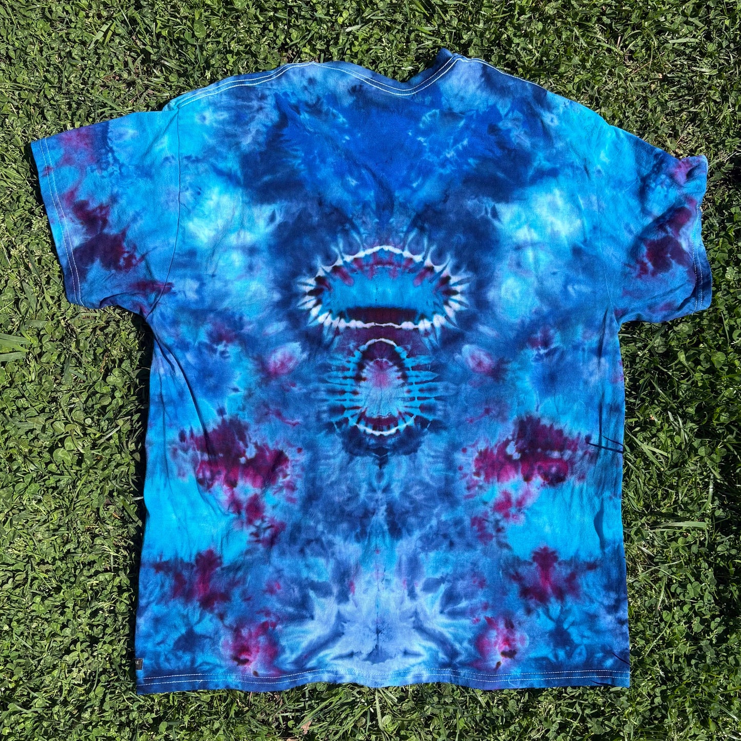 Unisex Purple and Blue Hand-Dyed Tie Dye T-shirt - 100% Cotton - XL