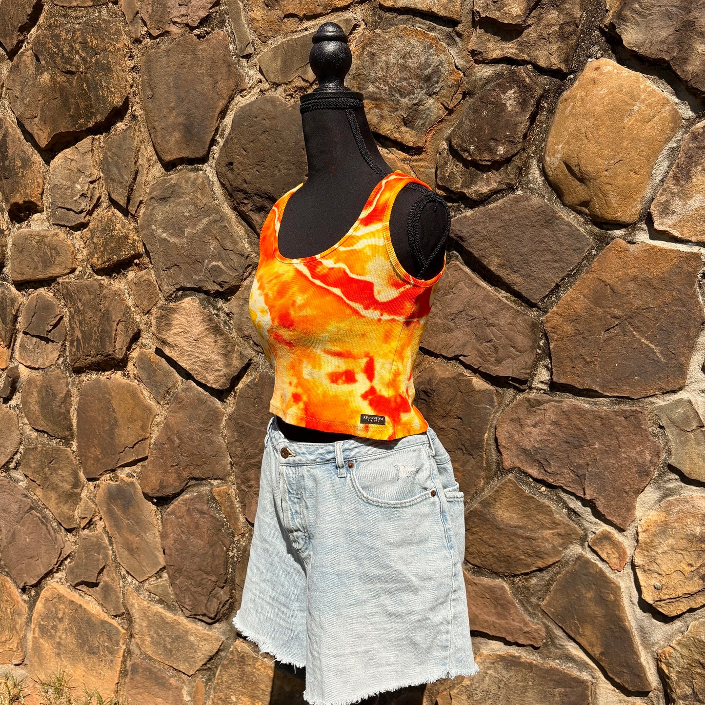 Junior Girls Scoop Neck Cropped Tank Top | Hand-Dyed Geode Design