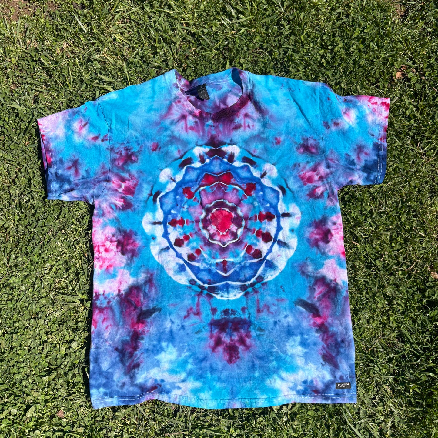Unisex Blue and Purple Hand-Dyed Tie Dye T-shirt - 100% Cotton - L