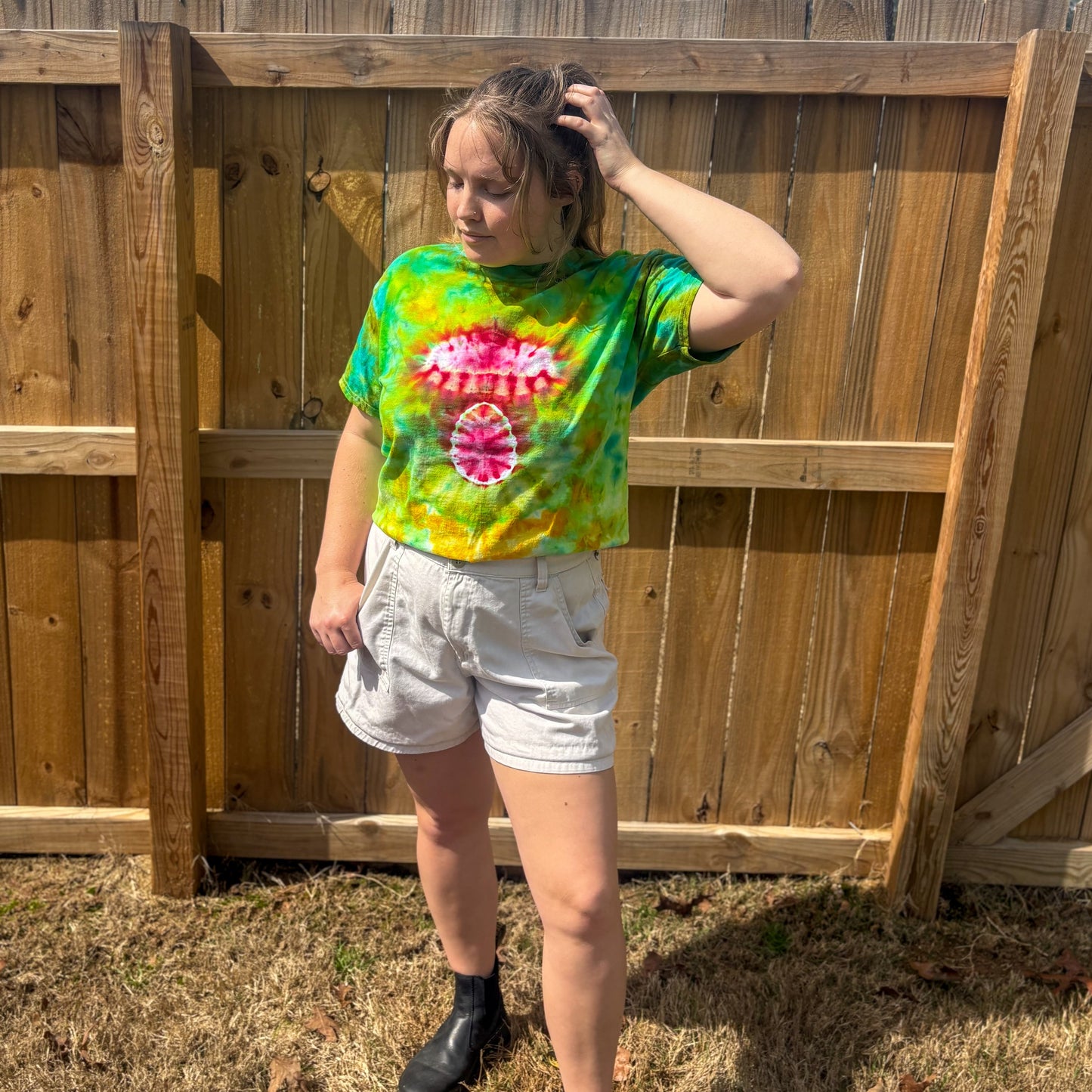 Unisex Green and Pink Hand-Dyed Tie Dye T-shirt - 100% Cotton - L